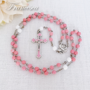 ピンクの十字架と小さなバラのロザリオ