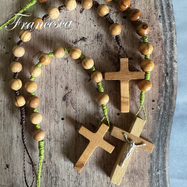 オリーブウッドのミニロザリオ