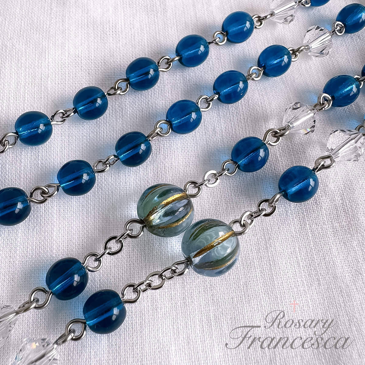 青い花の窟のロザリオ